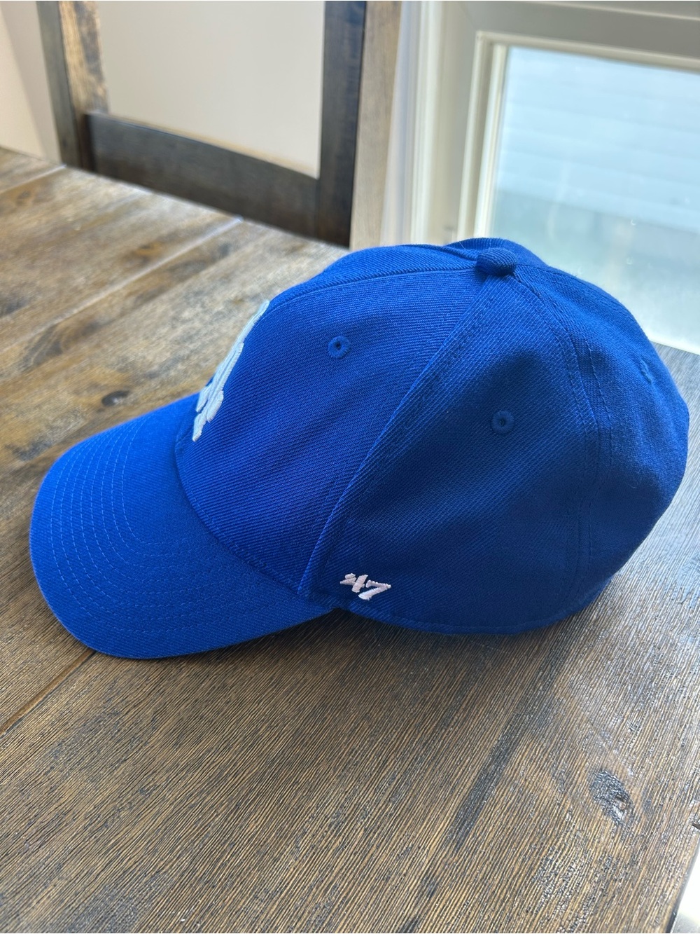 Classic Blue Baseball Cap with White LA Emblem - Picture 2 of 5